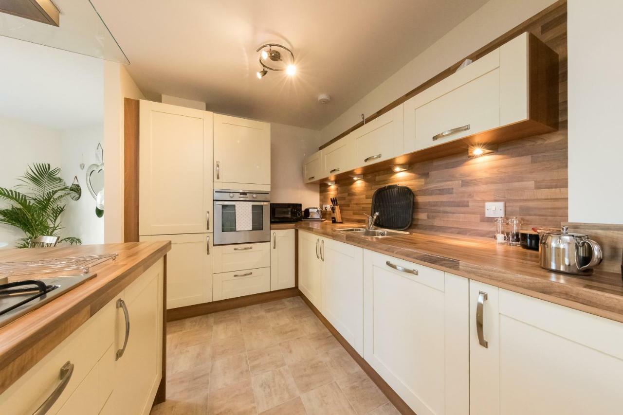 The Broch, Ground Floor City Centre Apartment, Sleeps 6 Perth Exterior photo